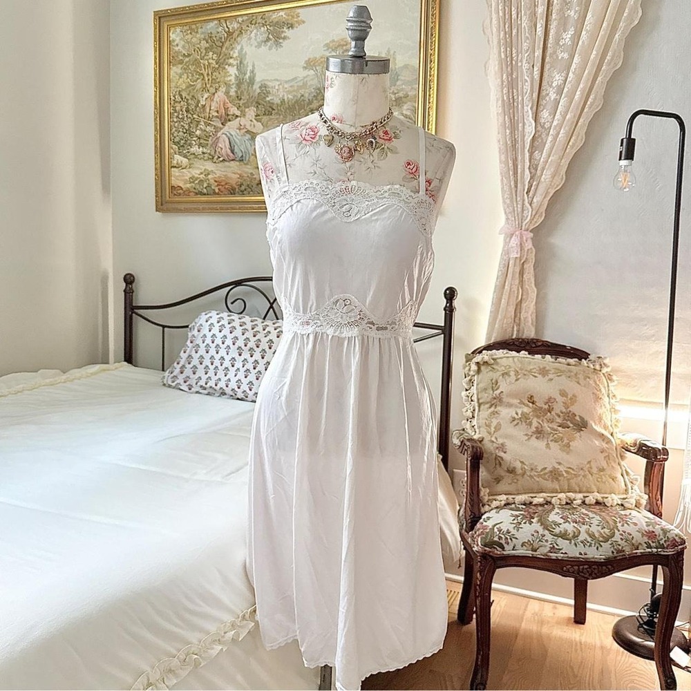 Vintage Lace Slip Dress  Vintage Blush size 36 white nylon slip dress